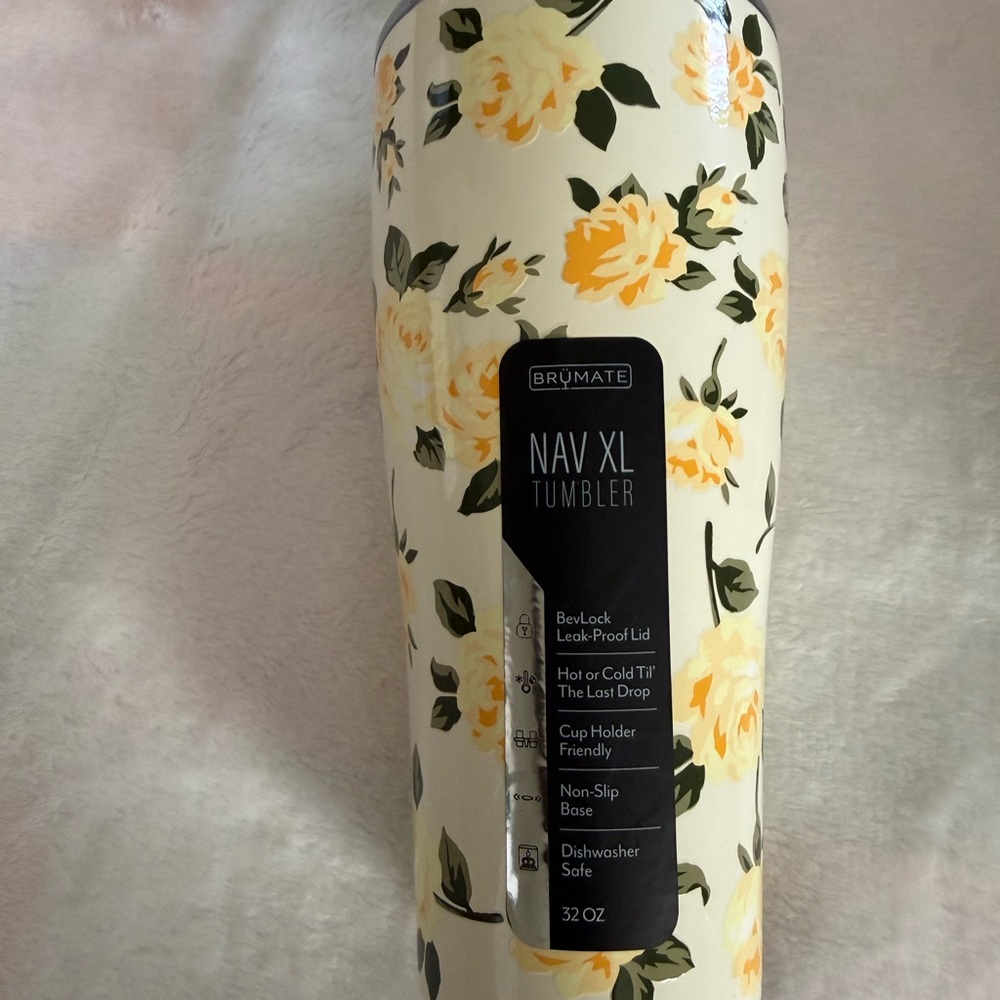BrüMate NAV XL Tumbler - Floral Cream